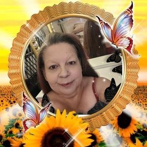 Meet your Posher, Genevieve